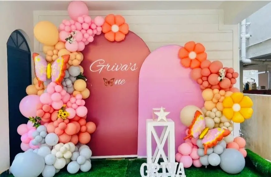 Little Daisy Dreams Birthday Decor